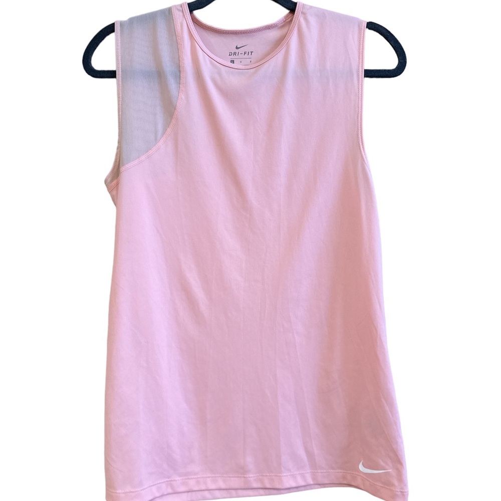 Never Worn Nike Tank Large! Super Cute!